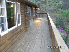 216 Sunset Drive - Photo 4