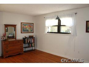 6 Green Valley Court - Photo 14
