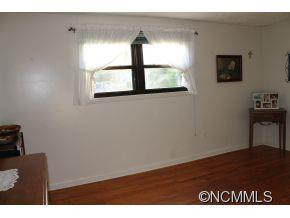 6 Green Valley Court - Photo 4