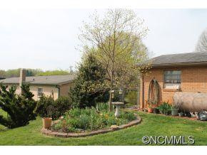 6 Green Valley Court - Photo 8