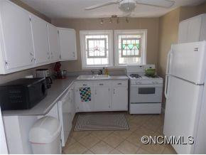 709 Hebron - Photo 6