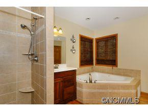 61 Craggy Avenue - Photo 11
