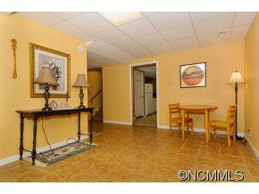 61 Craggy Avenue - Photo 18