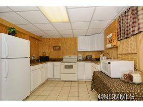 61 Craggy Avenue - Photo 19