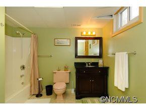 61 Craggy Avenue - Photo 22