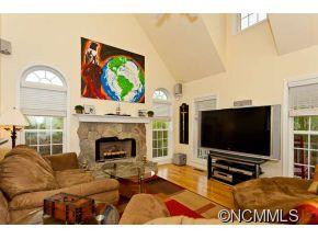 580 Sweetwater Drive - Photo 6