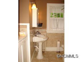 18 Tacoma Street - Photo 11