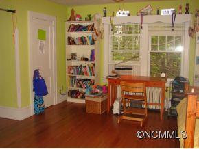 18 Tacoma Street - Photo 17