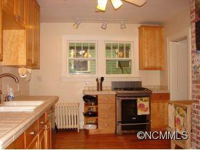 18 Tacoma Street - Photo 3