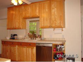 18 Tacoma Street - Photo 5