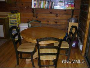 242 HEMLOCK LOOP - Photo 4