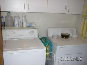 242 HEMLOCK LOOP - Photo 7