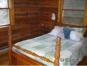 242 HEMLOCK LOOP - Photo 8
