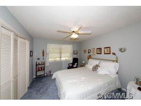 837 Greenwood Drive - Photo 17