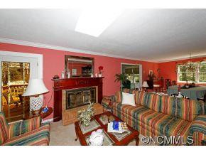 837 Greenwood Drive - Photo 5