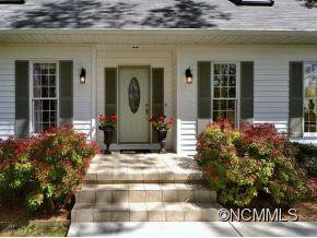 465 RAMBLING DRIVE - Photo 2