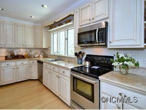 465 RAMBLING DRIVE - Photo 9