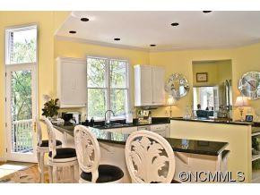 16 Lakeway Circle - Photo 5