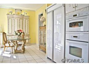 16 Lakeway Circle - Photo 6