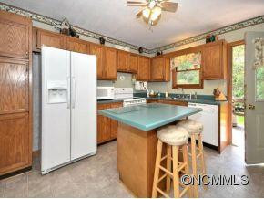 186 BROOKSHIRE ROAD - Photo 11