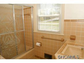 82 Wesley St - Photo 15