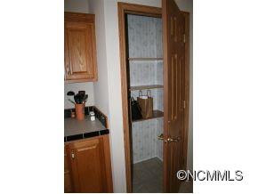 1075 Sharon Ridge Rd - Photo 4