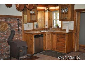 35 Paint Fork Road - Photo 7
