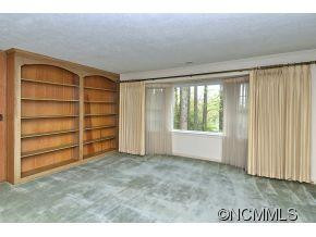 390 Delphia Drive - Photo 6