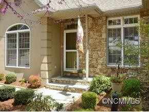2511 CARRIAGE FALLS COURT - Photo 2