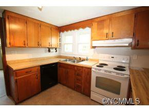 128  Ellen Avenue - Photo 12