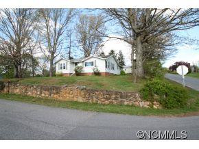 128  Ellen Avenue - Photo 4