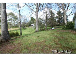 128  Ellen Avenue - Photo 5