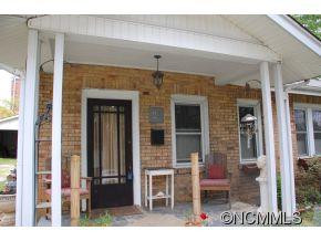 26 Martin Avenue - Photo 2