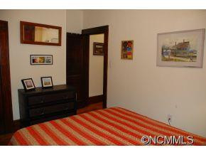 26 Martin Avenue - Photo 12