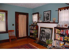 26 Martin Avenue - Photo 6