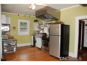 26 Martin Avenue - Photo 8