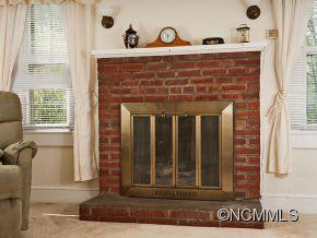 219 Northwest Ave - Photo 2