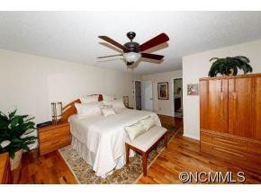 301 Derby Lane - Photo 15