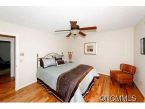 301 Derby Lane - Photo 19