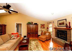 301 Derby Lane - Photo 3