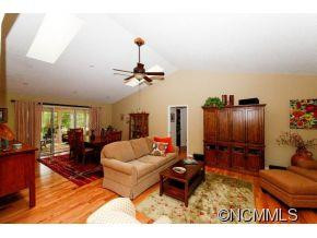 301 Derby Lane - Photo 4