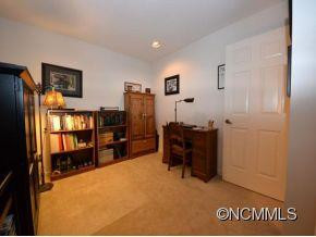 202 LIVE OAK LANE - Photo 11