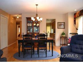 202 LIVE OAK LANE - Photo 4