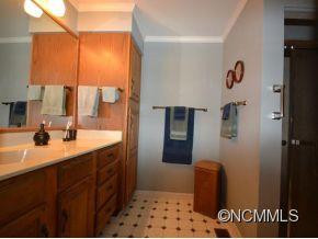 202 LIVE OAK LANE - Photo 8