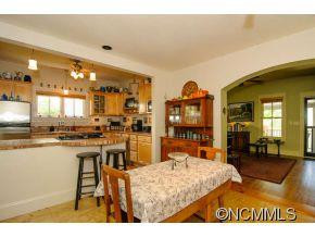 430 West Haywood - Photo 11