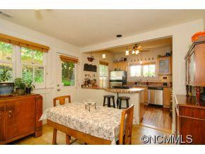 430 West Haywood - Photo 12