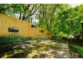 430 West Haywood - Photo 19