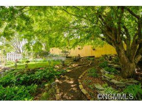 430 West Haywood - Photo 22