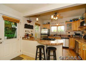 430 West Haywood - Photo 10