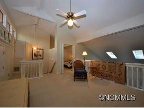 303 RED OAK DRIVE - Photo 9